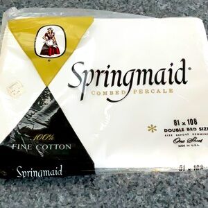 Springmaid 100% combed cotton top flat sheet. Double/full size.